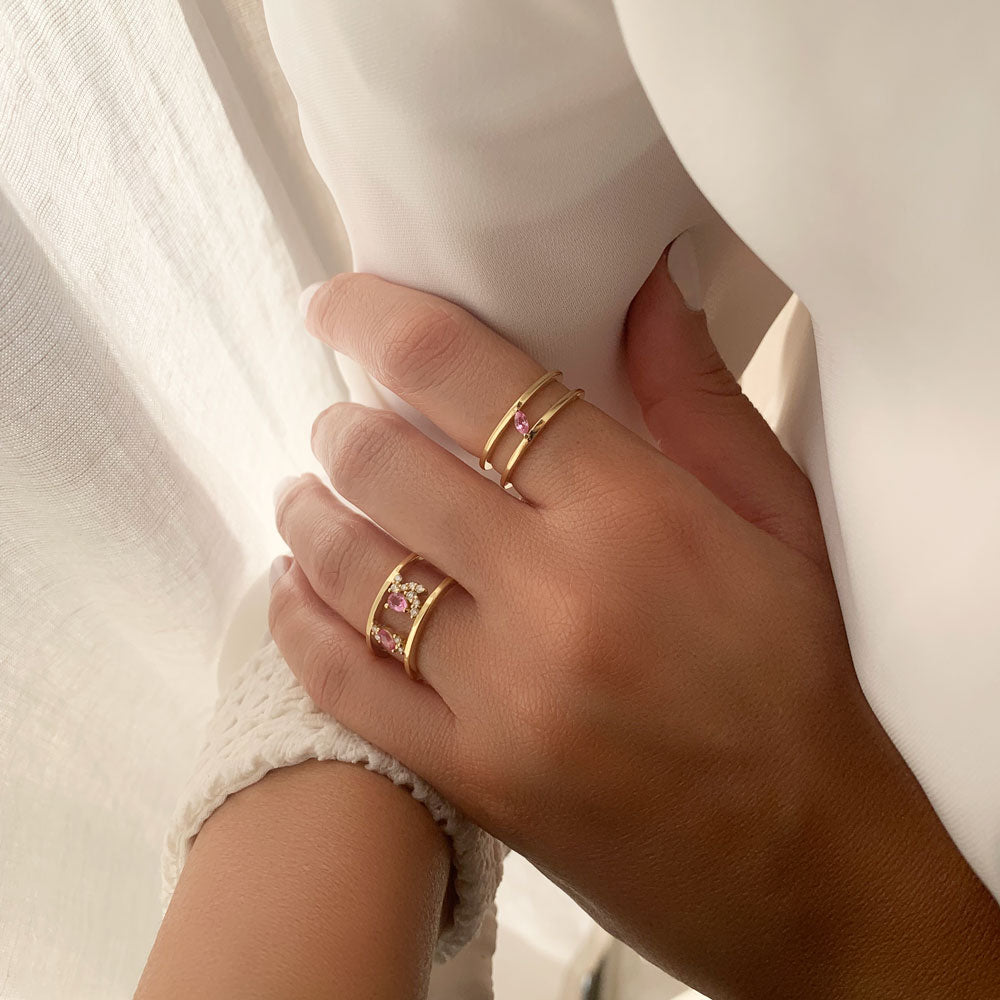 Narrow Trail Ring in Pink Sapphires