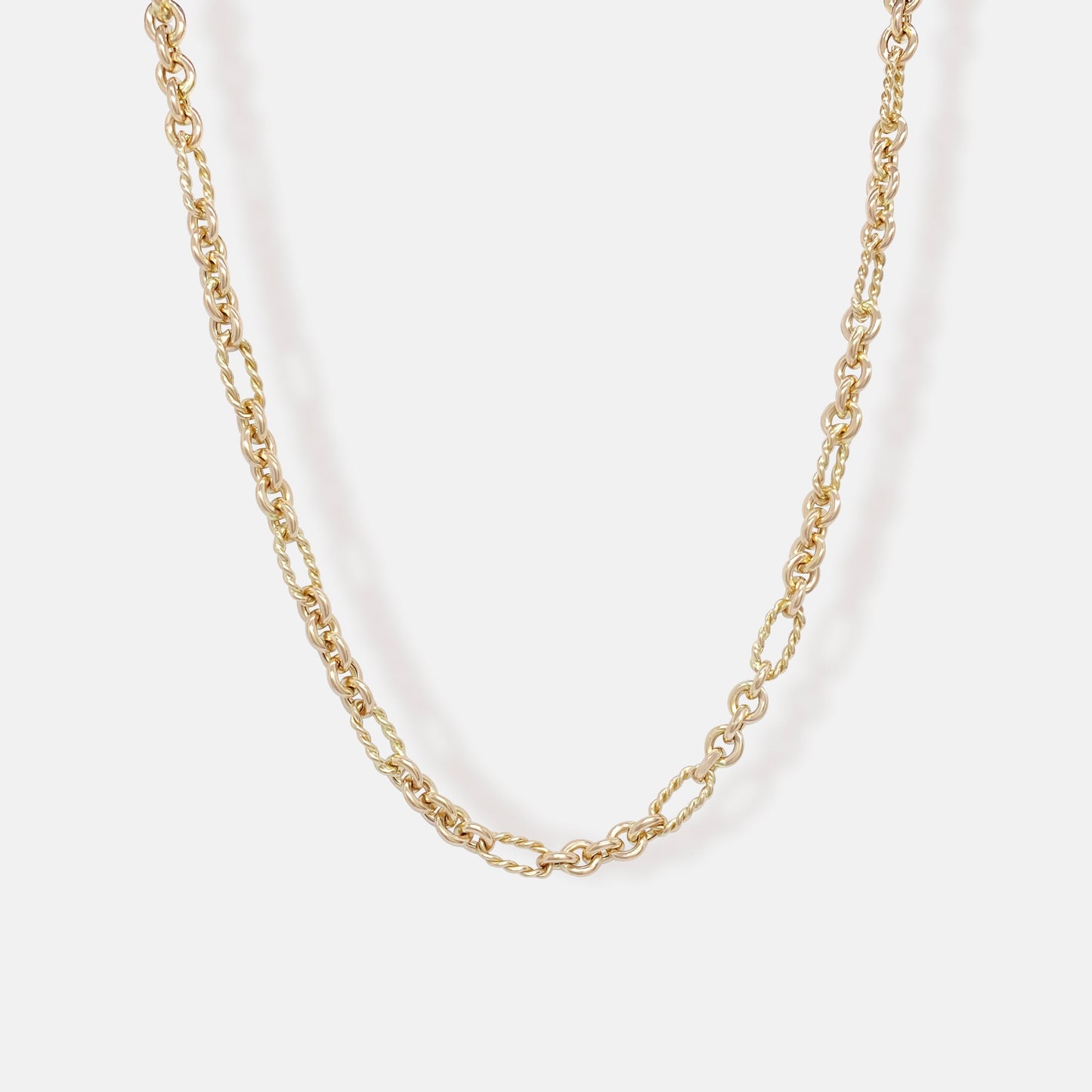 Maru Twisted Rail Chain Necklace